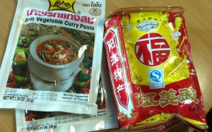  Gia vị lẩu Thái: Cẩn thận cho chất độc vào nồi!